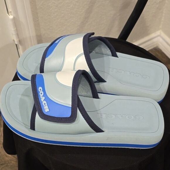 Coach Eva Flip- Flop Sandal - Picture 4 of 6